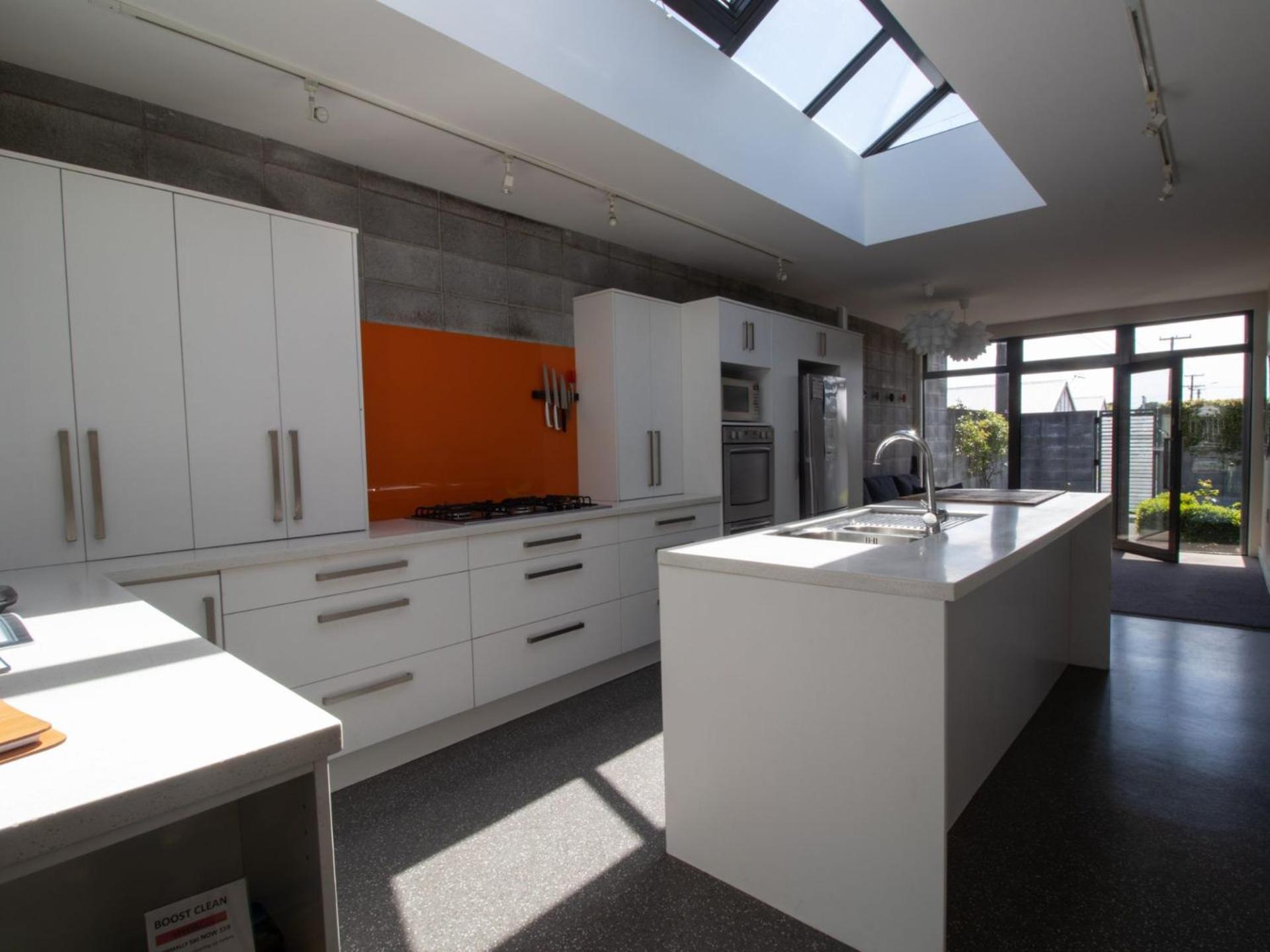 Fabulous In Fitzroy Comfortably Sleeps Ten Guests New Plymouth Exterior foto