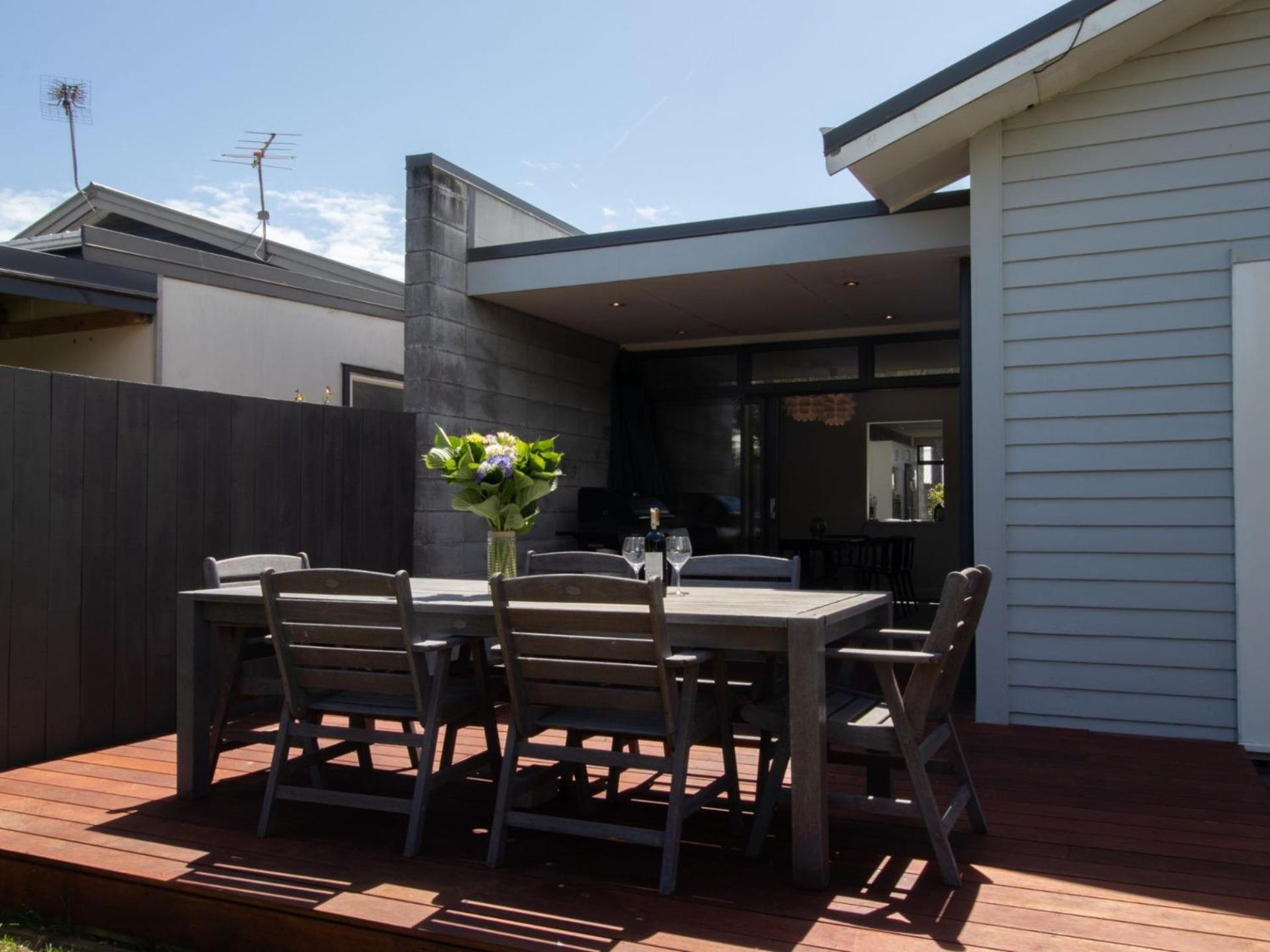 Fabulous In Fitzroy Comfortably Sleeps Ten Guests New Plymouth Exterior foto